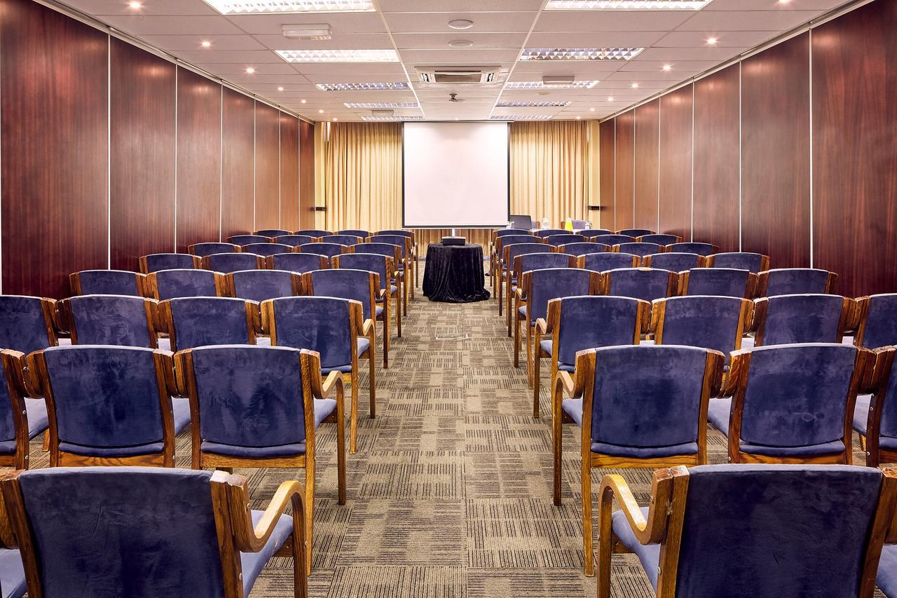First Group Oceanic Hotel Durban Bagian luar foto