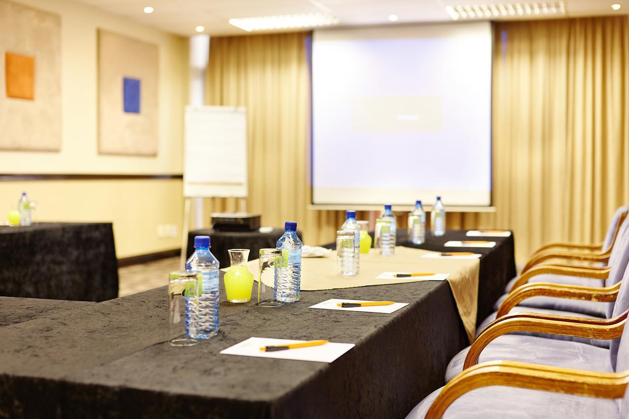 First Group Oceanic Hotel Durban Bagian luar foto
