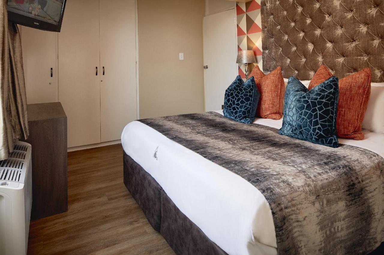 First Group Oceanic Hotel Durban Bagian luar foto